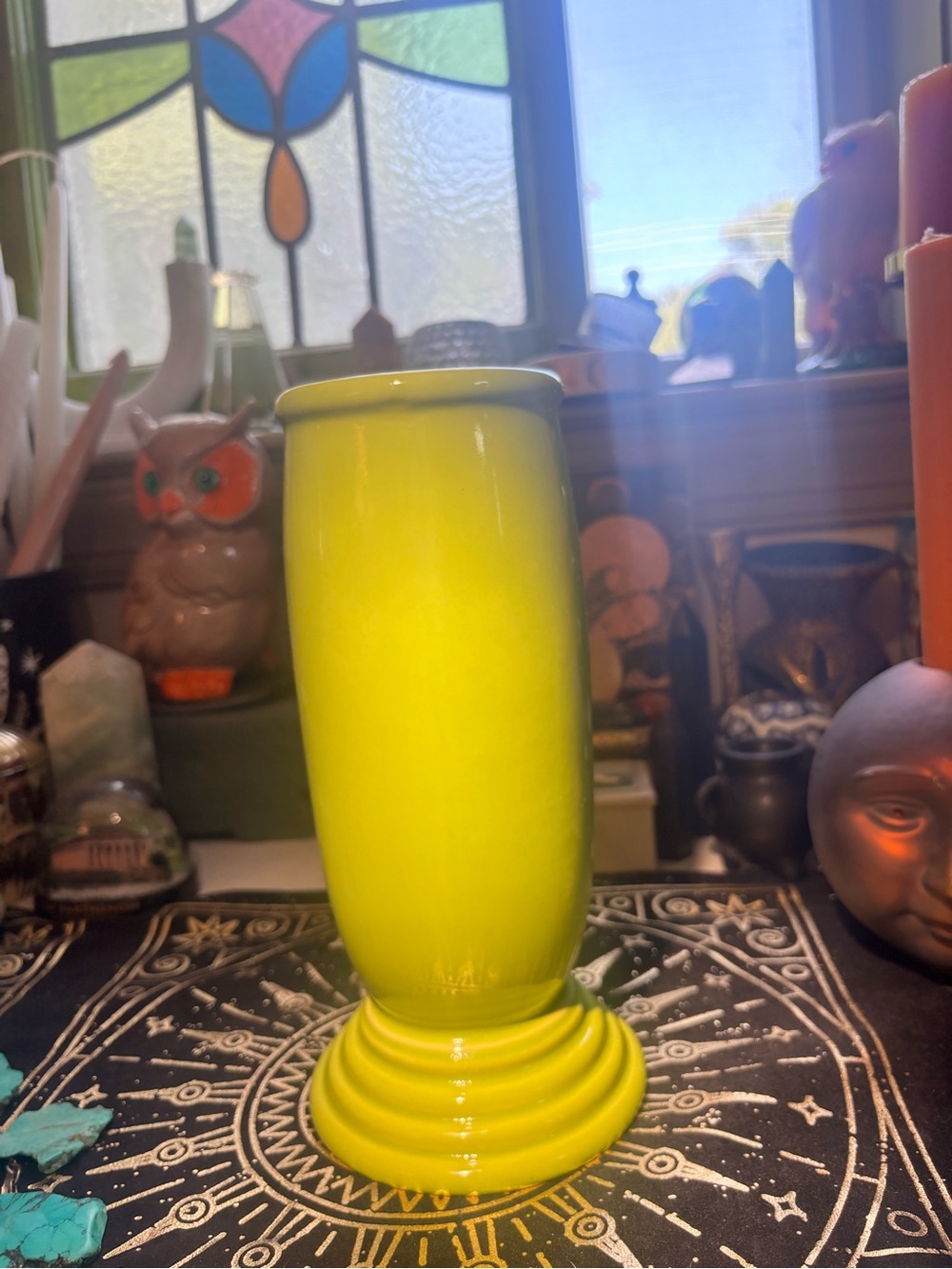 MILLENNIUM III FIESTA WARE CHARTREUSE VASE: YEAR OF 2000!!! - Picture 5 of 10